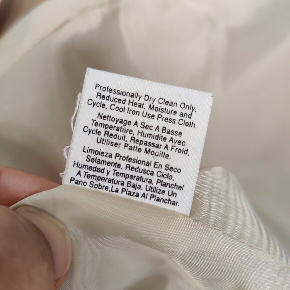 DKNY Women's Pea Coat Size 6 Beige Rayon Blend Quiet Luxury Business Casual Chic - Picture 9 of 9